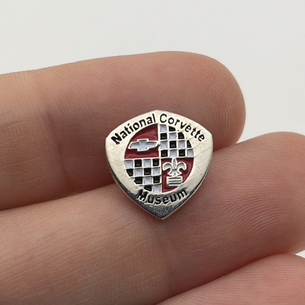 National Corvette Museum Bowling Green Kentucky Chevrolet Chevy Lapel Hat Pin
